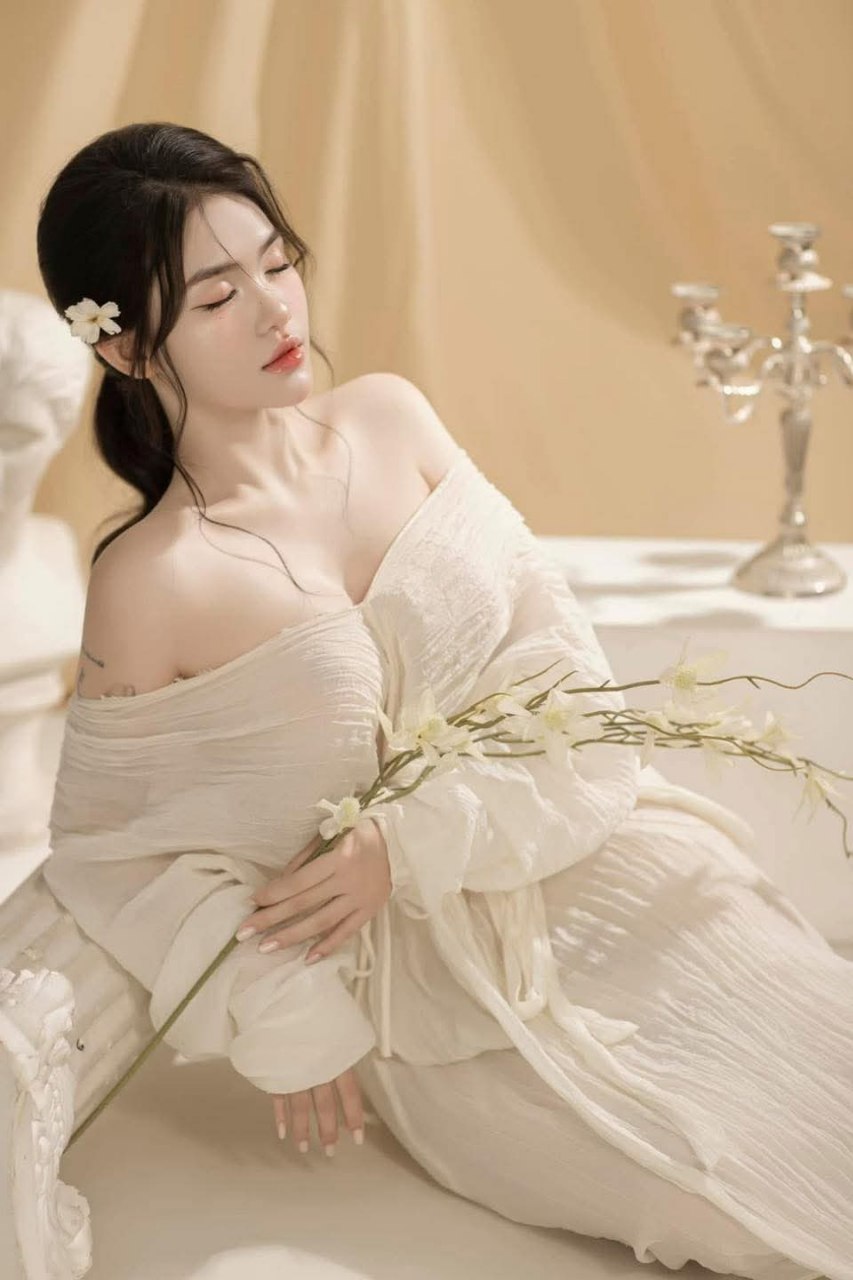 #Đã chọn# Ảnh riêng tư của cảnh tôi đang nhúng lồn vợ mình